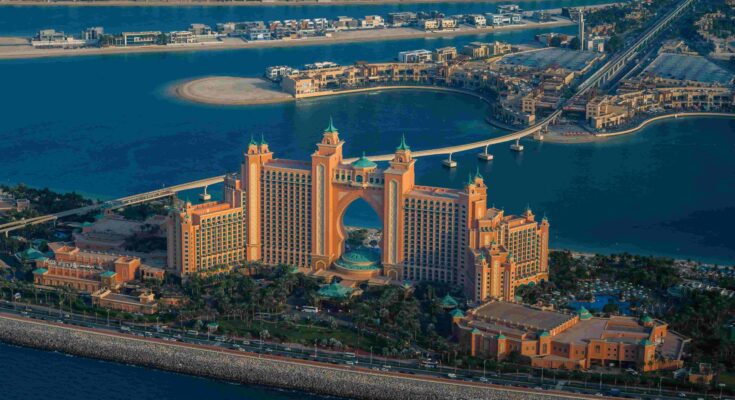 Scenic aerial view of Atlantis The Palm resort complex surrounded by the Arabian Gulf in Dubai.